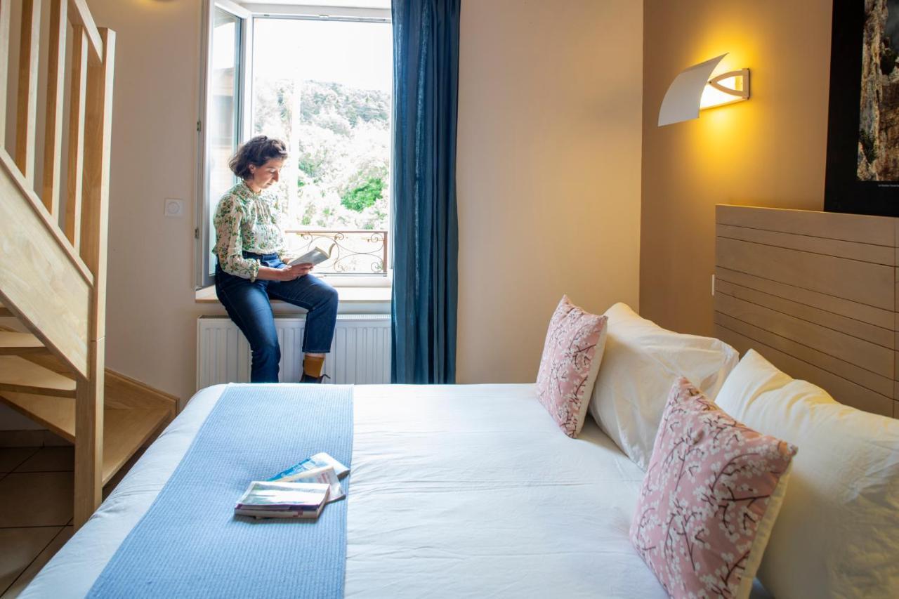 Auberge Des Baronnies LʼÉpine エクステリア 写真